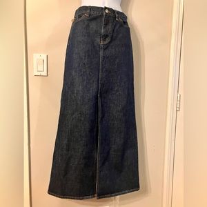 TRENDING GAP DENIM MAXI SKIRT | size 4